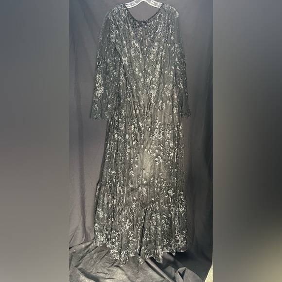 MAC DUGGAL 20430 NWT Puff Sleeve A-Line Embroidered Gown - Picture 5 of 6